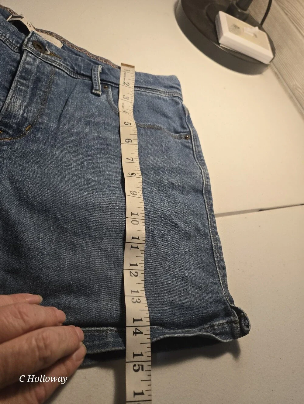 Levi's Womens Blue Denim Shorts Stretch 5-Pocket Size 12